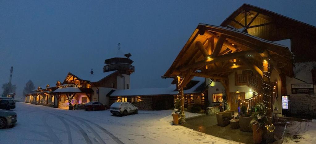 Rezidence U Jezera Hotel Jesenik Bagian luar foto