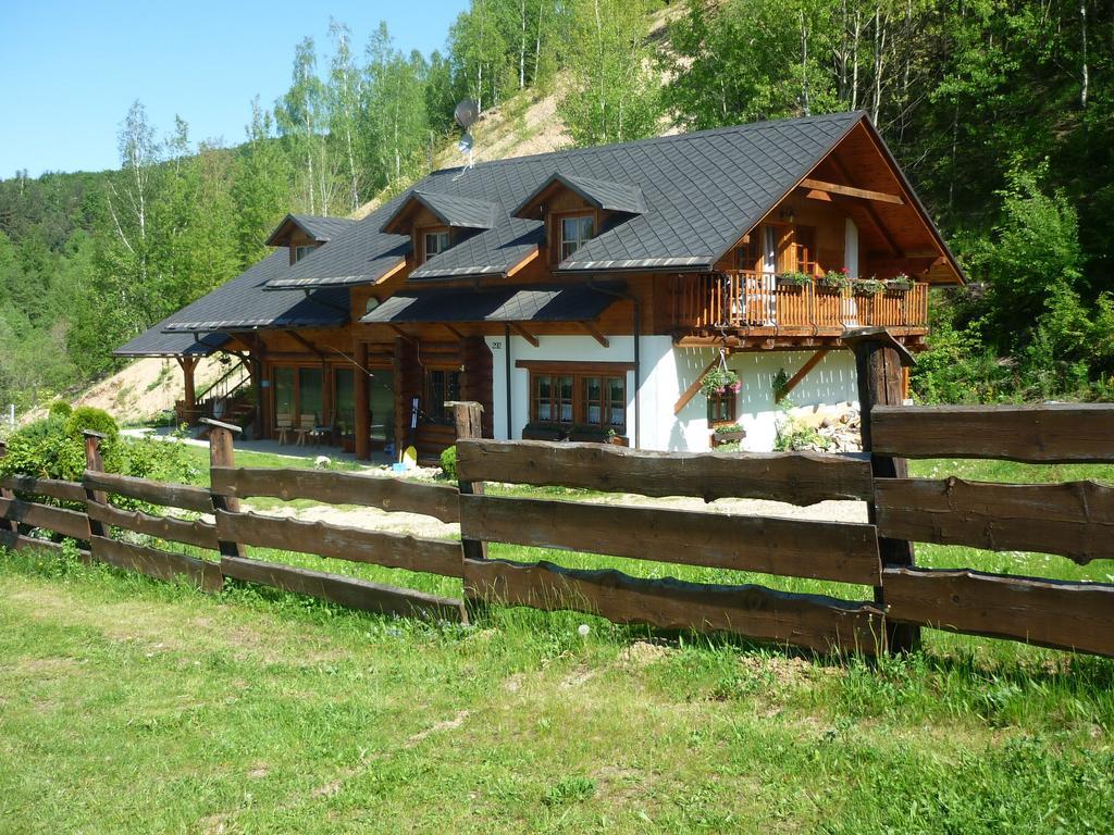 Rezidence U Jezera Hotel Jesenik Bagian luar foto