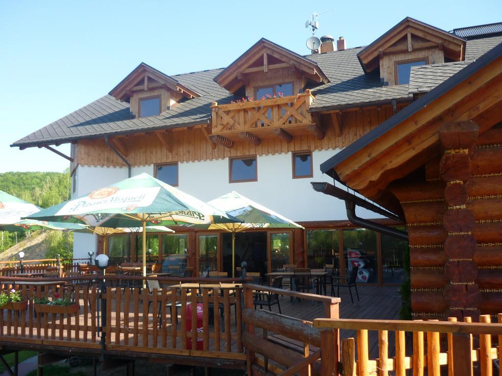 Rezidence U Jezera Hotel Jesenik Bagian luar foto